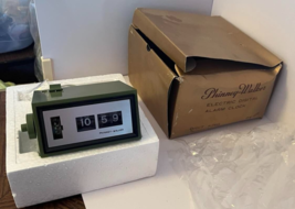 Phinney Walker Digital Electric Alarm Clock GREEN in Original Box NEW - £57.85 GBP