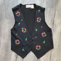 Vintage Don Kenny Black Knit Button Sweater Vest Holiday Floral Wreaths ... - $13.39