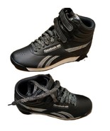 Reebok Classic Women&#39;s High-tops Black/White/Silver Size 6.5 - $1,035.72 MXN