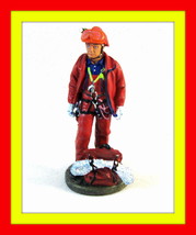 French Fireman 2002 ,1/32 Edicola Figures ,Hand Painted,Delprado,Collectible,New - £19.08 GBP