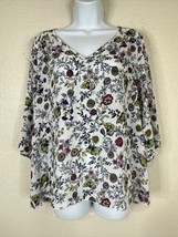 Renee C Womens Size M White Floral V-neck Blouse 3/4 Sleeve - $10.35