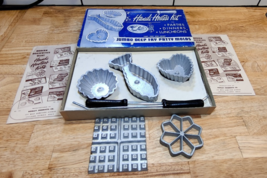 Vtg Handi Hostess Kit Jumbo Deep Fry Patty Molds w Instructions Fish Tar... - £10.82 GBP