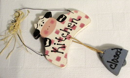 Country Wood Rustic Cow Wall Hanging Decor &quot;Kitchen Open or Closed&quot; - £3.99 GBP