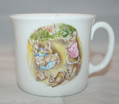 Royal Albert 1986 Beatrix Potter Child Mug Cup Bunnies Rabbit Bone China England - £21.34 GBP