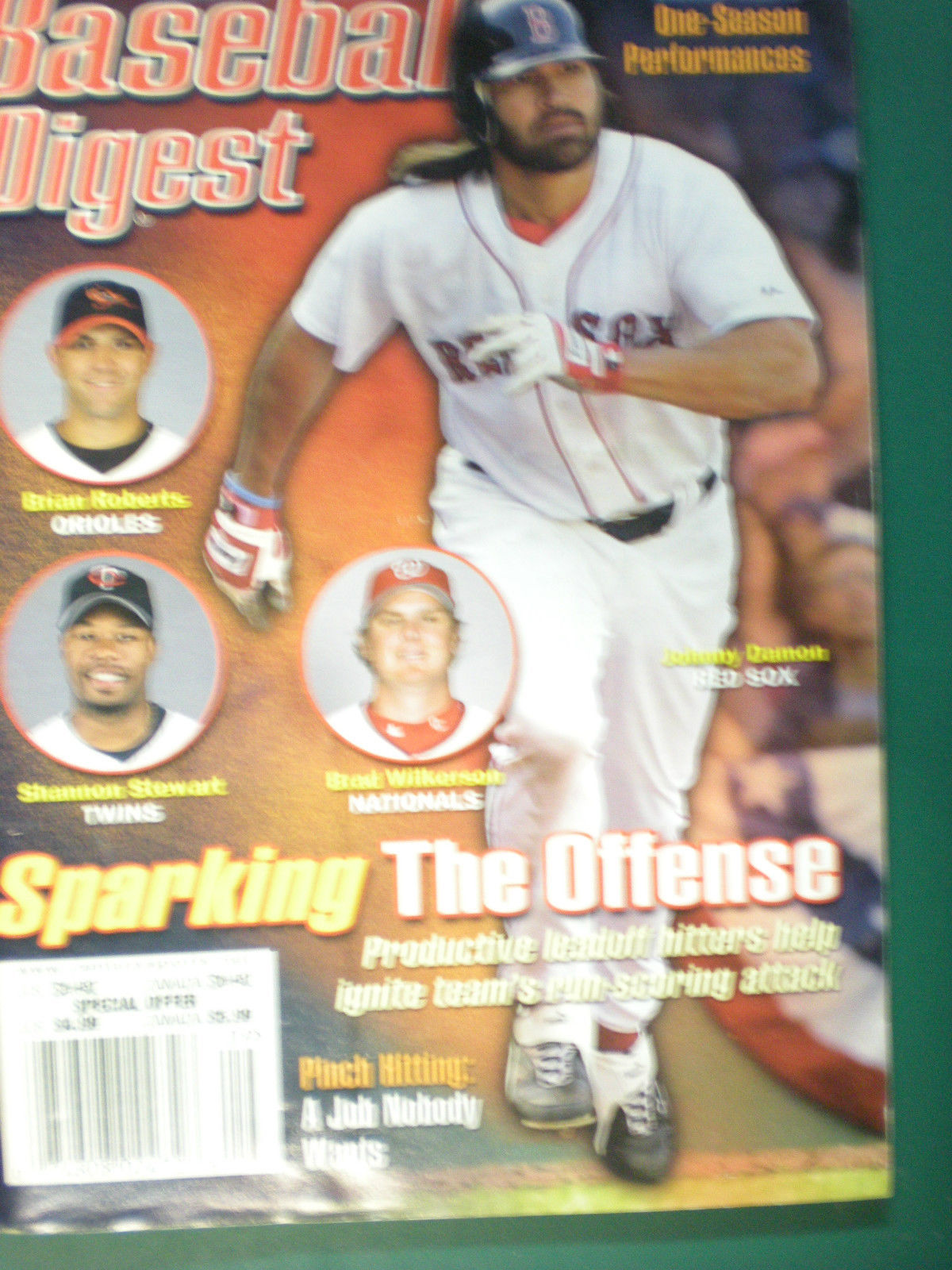 JOHNNY DAMON RED SOX 2005 BASEBALL DIGEST - $30.48