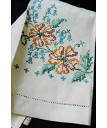 VTG Hand made Floral pattern Linen Embroidery towel Cloth Placemat doily - £19.81 GBP