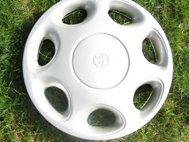 One 1994 1995 Toyota Paseo 14 inch hubcap wheel cover nice - $46.40