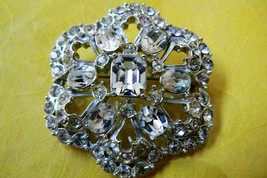1950&#39;s Coro Silver Tone Metal Clear Crystal Rhinestones Flower Pin Brooch - £75.06 GBP