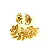 Vintage Napier signed Gold Tone Metal floral leaf Pin Brooch &amp; Earrings - £37.29 GBP