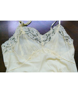 VTG Vanity Fair Light Yellow lace nylon tricot sz 32 Slip Gown Lingerie - £67.23 GBP
