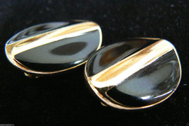 D.S. Co Signed Gold Tone Black Hot Enamel Oval Clips Earrings $0 Sh - £25.70 GBP