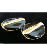 D.S. Co SIGNED GOLD TONE BLACK HOT ENAMEL OVAL CLIPS EARRINGS $0 SH - £25.14 GBP