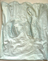 VTG Elegance Vanity Fair Blue lace nylon tricot sz 32 Slip Gown Lingerie - £66.45 GBP