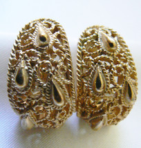 Vintage gold tone metal filigree Crown Trifari signed half moon clip earrings - £25.16 GBP