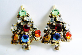 VTG silver tone Festive color crystal Rhinestones Christmas tree clip earrings - £25.14 GBP