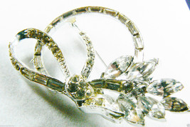 VTG Gorgeous marquis round cut crystal stones Floral Wreath Pin Brooch - £46.28 GBP