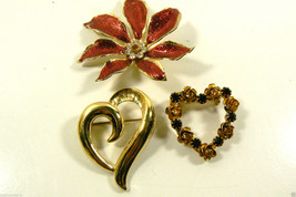 Lot of 3 Winter Love Heart Roses Poinsettia reath Enamel Crystal Pin Brooch - £31.93 GBP