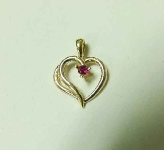 Vintage P14k Yellow Gold Heart & .07ct Ruby Pendant Solitaire Girl's Valentine's Item image 3