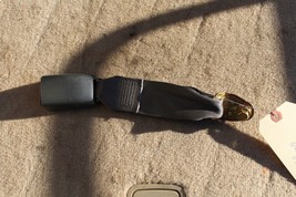 2003-2006 INFINITI G35 COUPE REAR SEAT BELT BUCKLE  V990 - $39.59