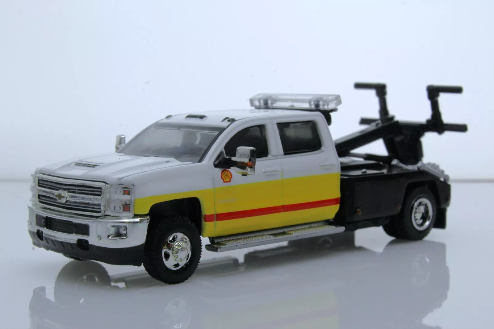 New Diecast 2017 Chevy Silverado 3500Hd Wrecker/ Tow Truck Diesel Dually 1:64 Di - £23.83 GBP