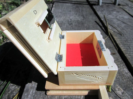 Transylvanian Wood Puzzle Box Vintage Trinket Box Hidden Key Lock White - £53.23 GBP
