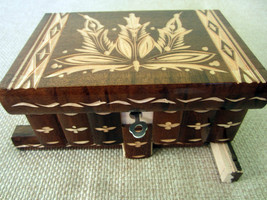 Wooden Puzzle Box w/ Secret Compartment Key &amp; Hidden Lock Case Magic Gif... - $60.25