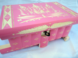 Lockable Pink Jewelry Display Box Large Capacity Earring Necklace Storage Case - £52.72 GBP