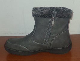KHOMBU WOMENS ANKLE Boots 8M Gray FAUX FUR SIDE ZIP Great Shape Winter Snow - $25.07