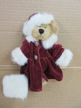 NOS Boyds Bears Bailey Bear Red Velvet Coat and Hat With Muff Christmas B84 P* - £21.00 GBP