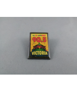 Modern CBC Pin - Victoria BC Canada  90.5 - Great Graphic - €13,02 EUR