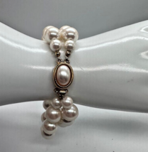 Carol Lee Bracelet Imitation Pearls Knotted String Oval Statement Clasp Vintage - £13.99 GBP