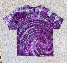 NEW Gildan Womens Purple Gray White Spiral Ice Tie Dye Short Sleeve Shir... - $22.54