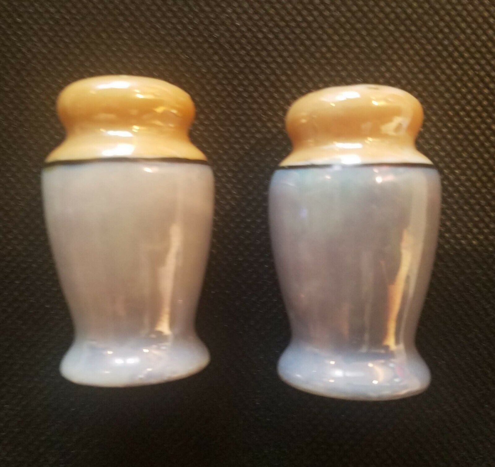 VINTAGE  TAN &amp; BLUE LUSTERWARE  Salt &amp;Pepper Set  JAPAN 3” - $10.80