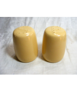 Vintage Yellow Glazed Stoneware S&amp;P Shakers 13-c - €21,22 EUR