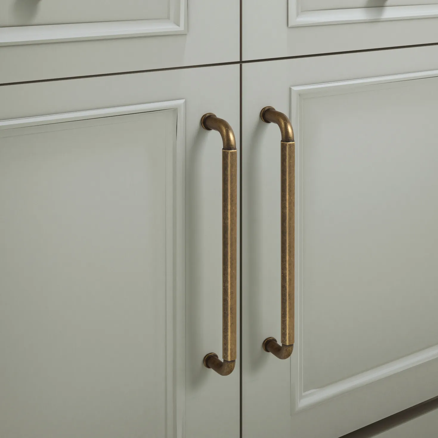 5 Inch （128mm） Hole Center Cabinet Pulls Antique Brass Zinc Alloy Kitchen Draw - £7.89 GBP+