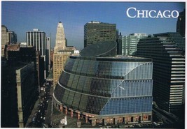 Postcard Chicago State Of Illinois Centre 4.5 x 6.5 - $2.85