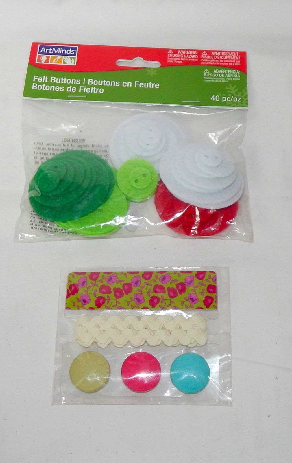 Christmas Art Minds 2" Felt Buttons 40pc & Trim and Buttons Three Color 3/4 23F - $5.91