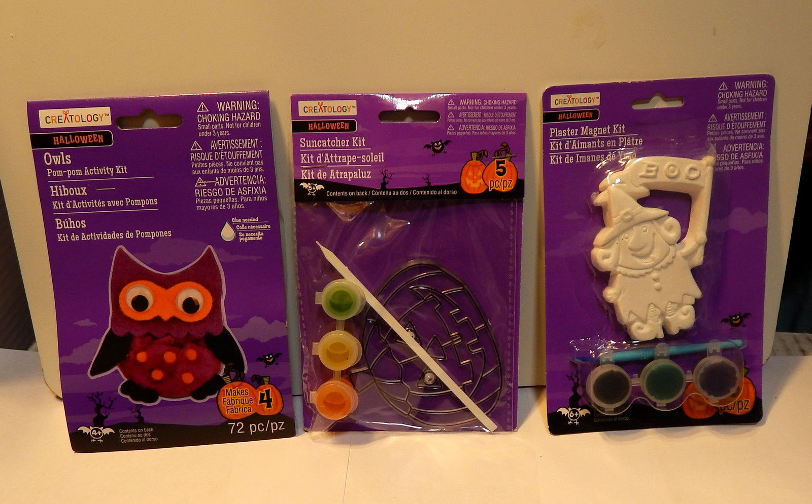 Halloween Suncatcher &amp; Plaster Magnet Pom Pom Kits By Creatology 6+Pumpk... - $5.91