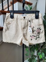 Zara Cream High Waist Frayed Hem Floral Embroidered Denim Jeans Shorts S... - £31.85 GBP