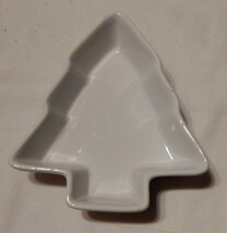 Christmas Celebrate It Tree Dish White 5 1/2&quot; Tall by 4 1/2&quot; Wide by 1&quot; Deep 23R - £3.14 GBP