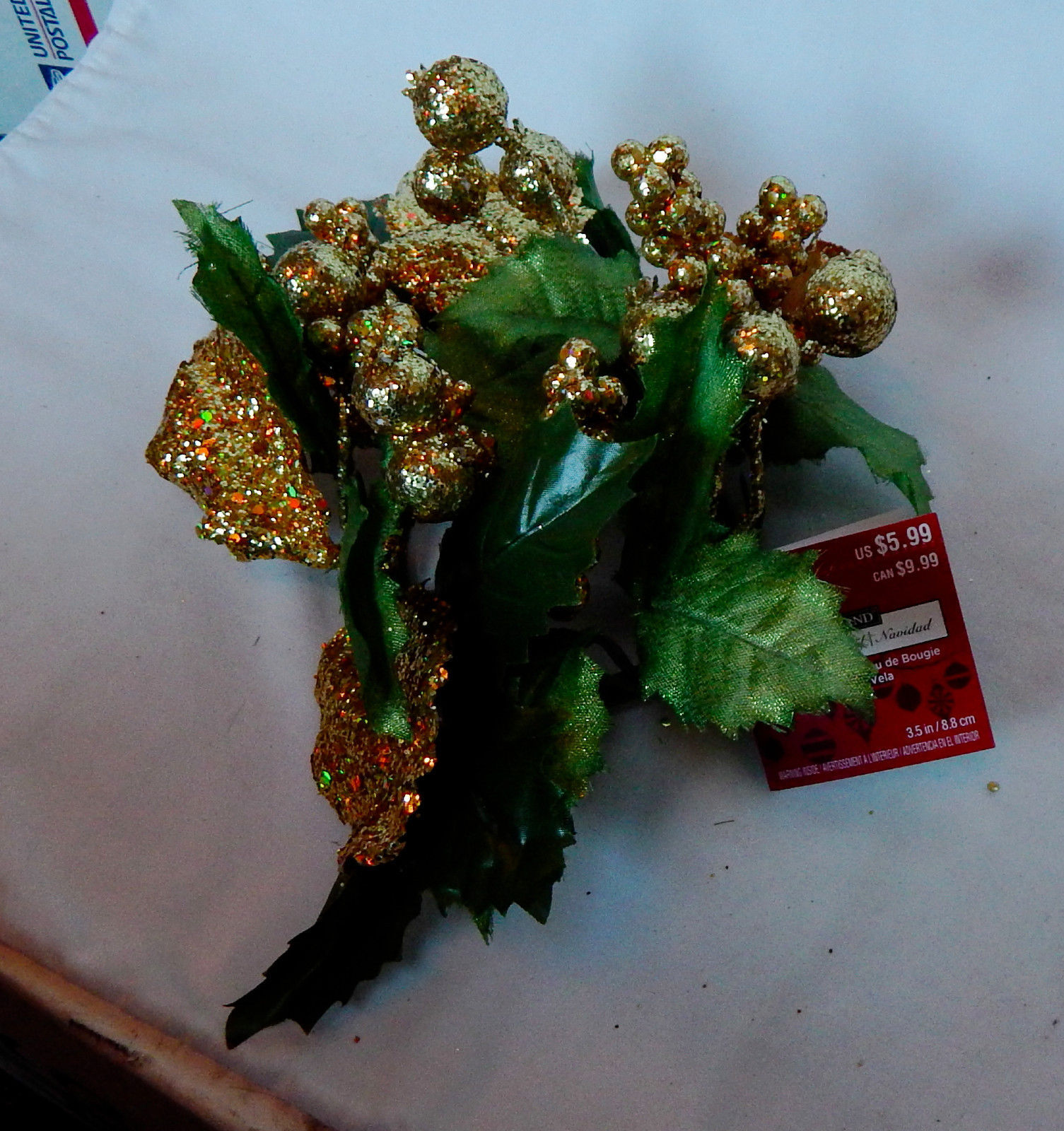 Ashland Candle Ring 3&quot; Gold Berries Glitter Leaves Fall Decor All Holida... - $4.93