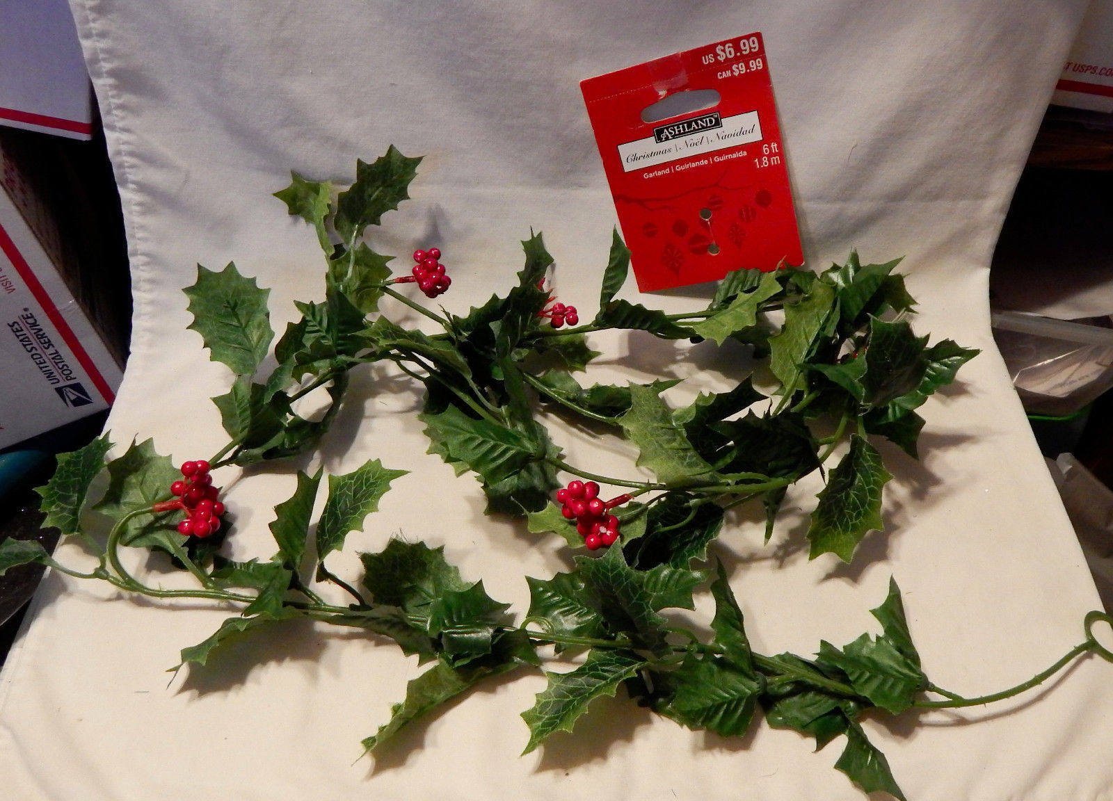 Ashland Garland 6ft Green Leaves Red Berries Fall Decor Picks All Holida... - $4.92