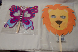 Halloween Creatology Mix Lot Face on a Stick Masks Butterfly &amp; Lion 38D - £3.14 GBP