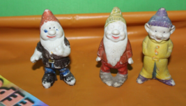 Vintage 3 Piece Walt Disney Snow White Dwarfs Bisque Figurines Bashful Dopey Doc - £39.65 GBP
