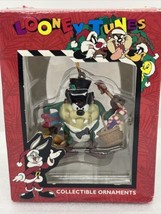 Vintage 1997 Looney Tunes Taz Tasmanian Devil Ornament Baskets Of Treats Top Hat - £9.59 GBP