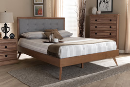 Lisette Light Gray Fabric Upholstered Walnut Brown Queen Bed - €389,83 EUR
