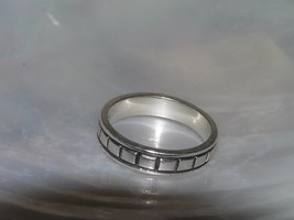 Vintage 925 Signed Silver Etched Rectangles Thin Stacking or Not Band Ring Size  - £14.68 GBP