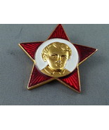 Vintage Soviet Young Pioneers Pin - Young Lenin on Soviet Star  - €16,38 EUR