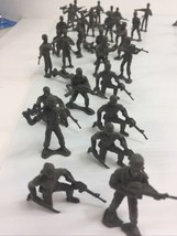 German Toy Soldiers,  WWII Plastic Army Men. Some Wounded. 31 Men holding Guns - £7.79 GBP