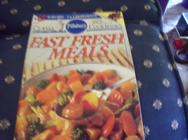 Pillsbury Classic &quot;Fast Fresh Meals&quot; Cookbook circa 1991 - £4.72 GBP